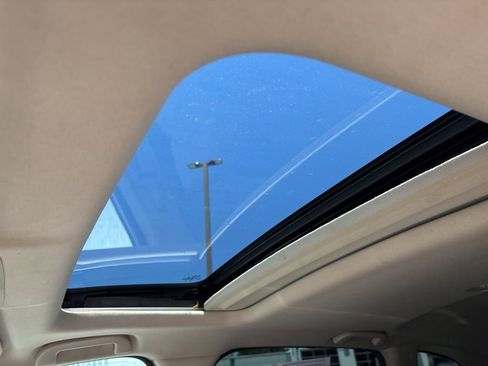 Used 2017 Honda CR-V Touring image 25