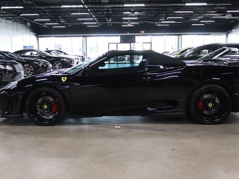 Used 2004 Ferrari 360 Spider image 3