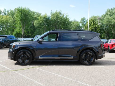 Used 2024 Kia EV9 GT-Line AWD/4WD image 4