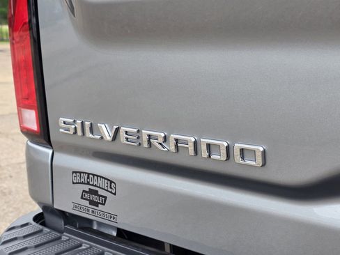 New 2026 Chevrolet Silverado 2500 ZR2 AWD/4WD image 36
