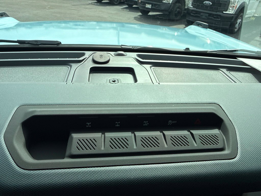 New 2026 Ford Bronco Heritage Edition AWD/4WD image 28