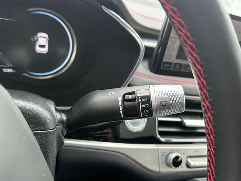 Used 2024 Genesis G70 3.3T Advanced w/ Sport Prestige Package image 27