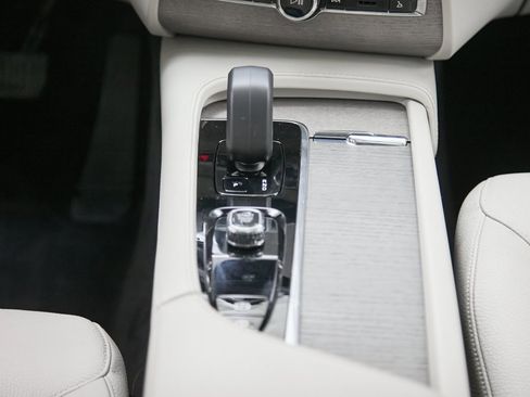 Certified 2023 Volvo XC90 T8 Plus w/ Protection Package image 31