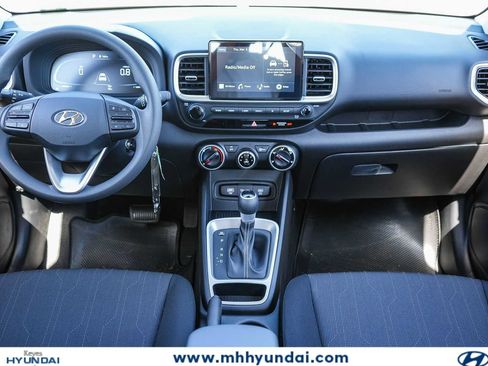 New 2026 Hyundai Venue SE FWD image 14