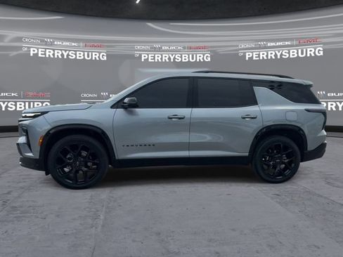 Used 2026 Chevrolet Traverse RS w/ LPO, Floor Liner Package AWD/4WD image 5
