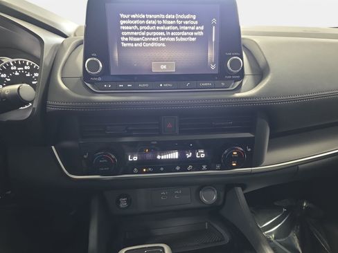New 2026 Nissan Rogue SV w/ Cold Weather Package FWD image 20