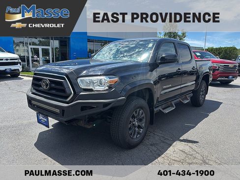 Used 2020 Toyota Tacoma SR5 AWD/4WD image 1