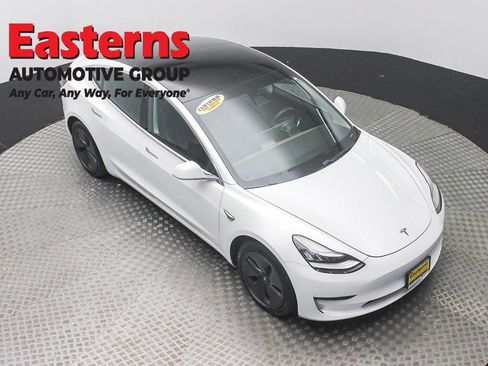 Used 2019 Tesla Model 3 Long Range AWD/4WD image 3