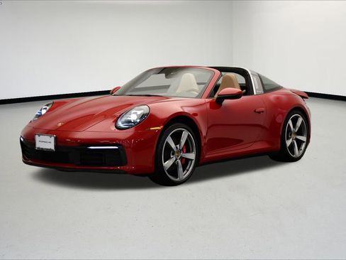 Used 2021 Porsche 911 Targa 4S image 11