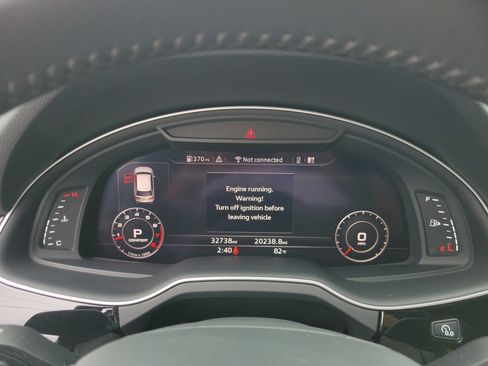 Used 2017 Audi Q7 3.0T Prestige AWD/4WD image 32