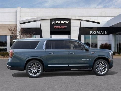New 2026 GMC Yukon XL Denali w/ Denali Reserve Package image 77