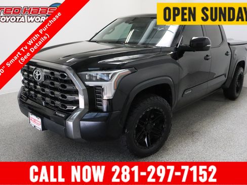 Used 2023 Toyota Tundra Platinum w/ Advanced Package image 1