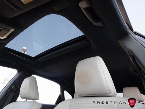 Used 2024 Lexus RX 350 Premium image 34