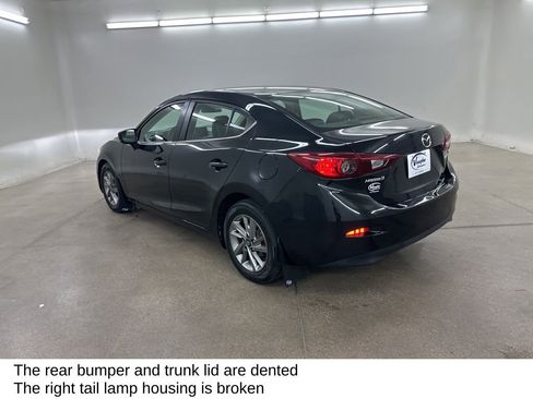 Used 2017 MAZDA MAZDA3 Touring image 8