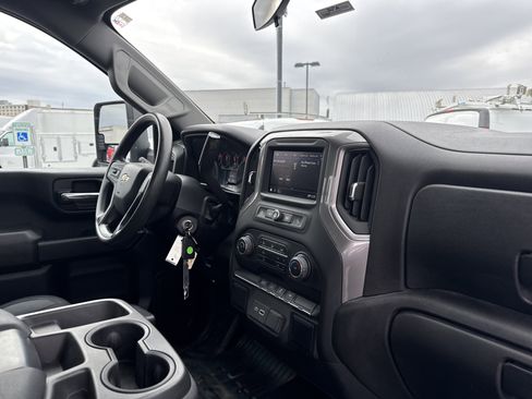 Used 2023 Chevrolet Silverado 2500 W/T w/ WT Fleet Convenience Package image 12