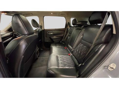 Used 2023 Nissan Rogue Platinum w/ Platinum Premium Package AWD/4WD image 16