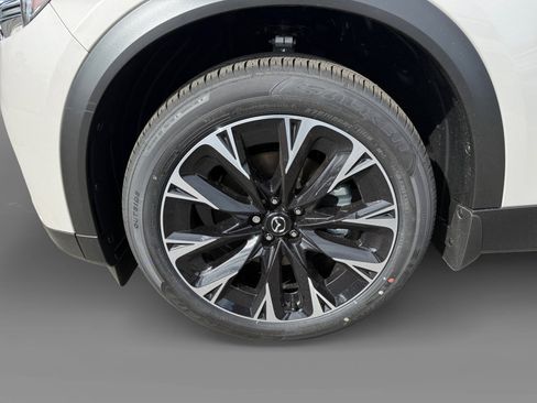 New 2026 MAZDA CX-90 Plug-In Hybrid w/ Premium Plus image 9