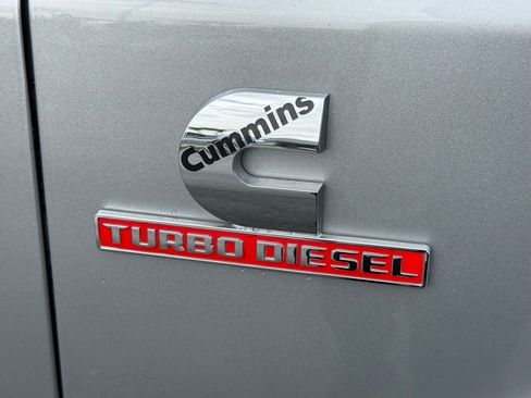 Used 2022 RAM 2500 Limited image 9