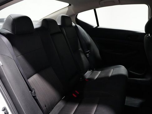 Used 2024 Nissan Altima 2.5 S image 24