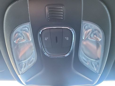 New 2026 Jeep Compass Latitude image 14