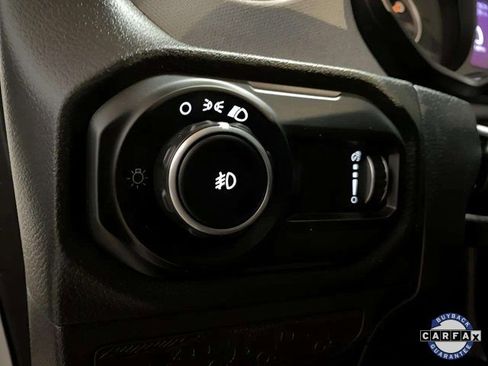 Used 2024 Jeep Wrangler Sport image 29