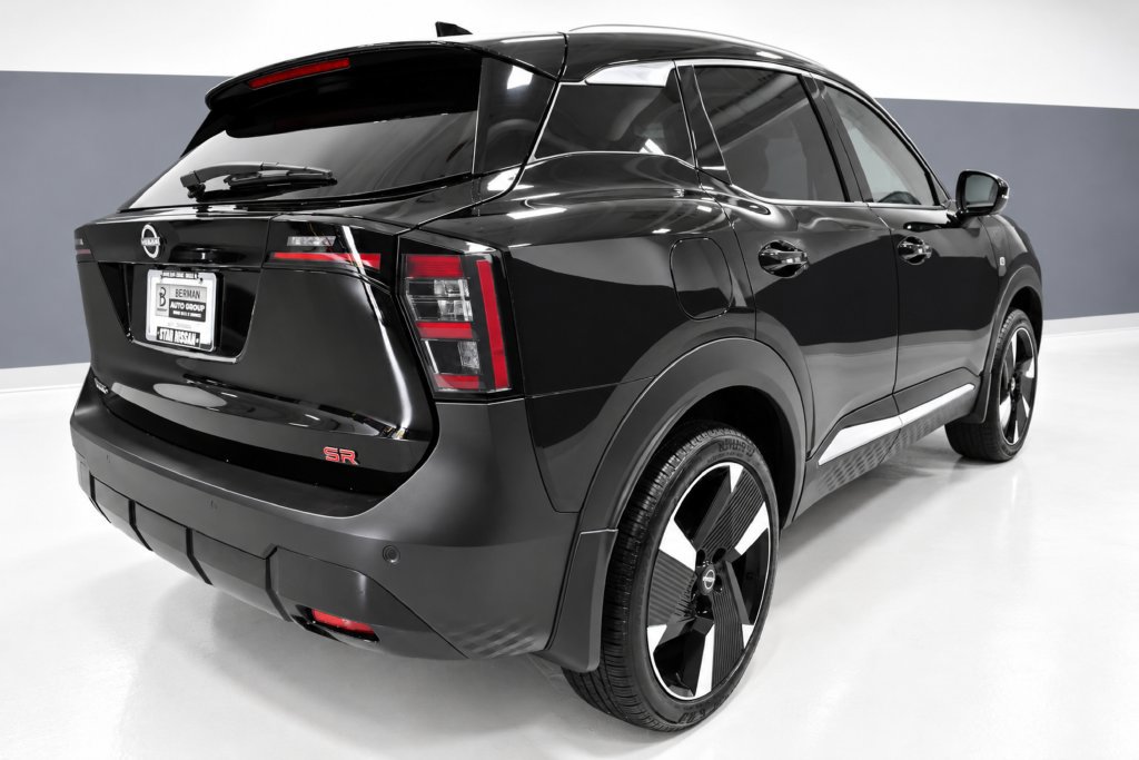 Certified 2026 Nissan Kicks SR w/ SR Premium Package FWD image 8