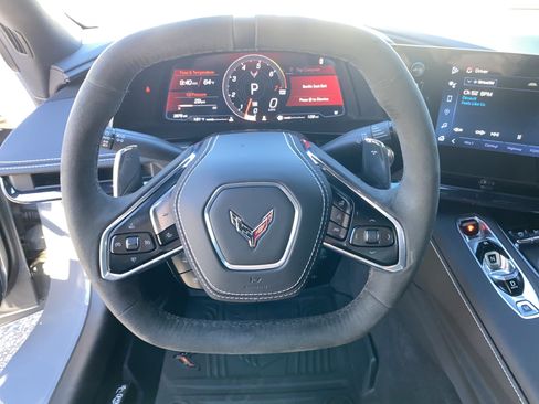 Used 2025 Chevrolet Corvette Stingray Preferred Cpe w/ Z51 Performance Package RWD image 10