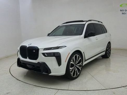 Used 2025 BMW X7 M60i AWD/4WD image 72