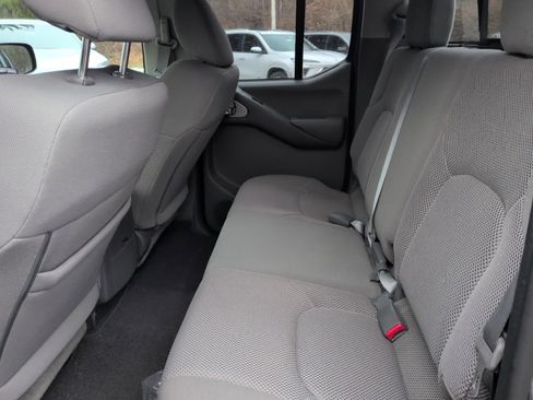 Used 2019 Nissan Frontier SV w/ Value Truck Package image 15