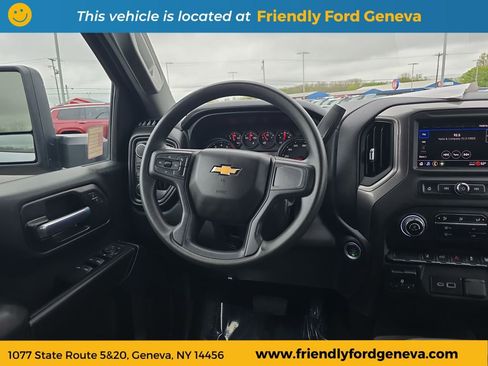 Used 2025 Chevrolet Silverado 2500 Custom w/ Custom Convenience Package AWD/4WD image 18