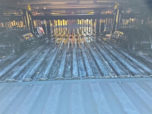 Used 2021 Chevrolet Silverado 1500 Custom image 9