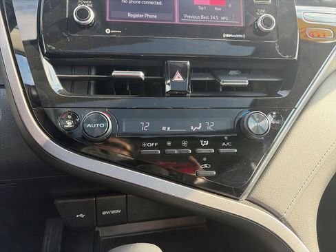Used 2023 Toyota Camry SE w/ Cold Weather Package AWD/4WD image 30