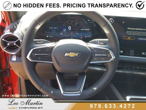 New 2026 Chevrolet Equinox LT FWD image 18