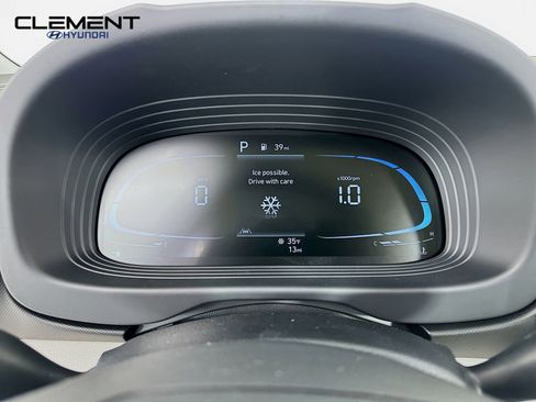 New 2026 Hyundai Venue SEL FWD image 16