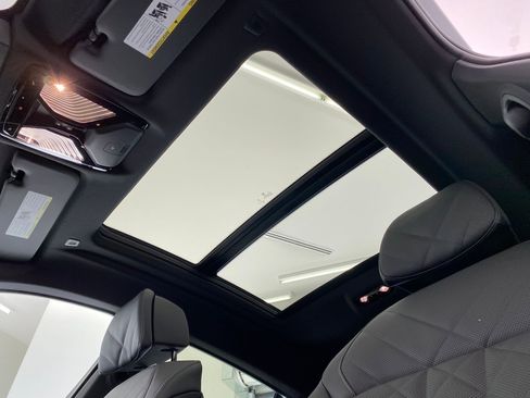 New 2026 BMW X6 xDrive40i w/ Climate Comfort Package image 14