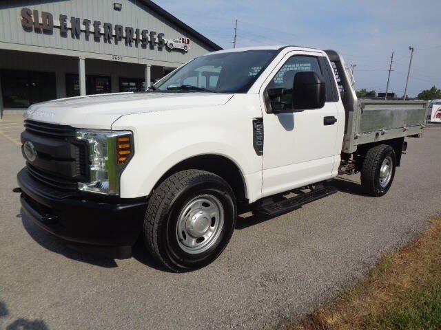 Used 2018 Ford F250 XL RWD image 1