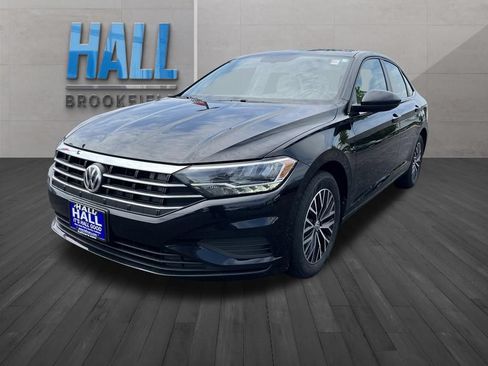 Used 2019 Volkswagen Jetta SE FWD image 1