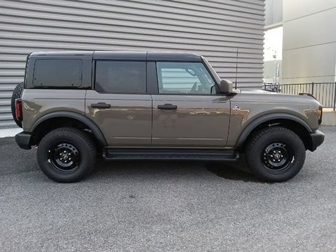 New 2026 Ford Bronco Outer Banks AWD/4WD image 2