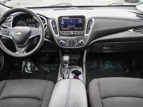 Used 2024 Chevrolet Malibu LT image 12