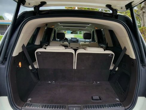 Used 2018 Mercedes-Benz GLS 550 GLS 550 4MATIC Sport Utility 4 w/ Grand Edition Package image 7