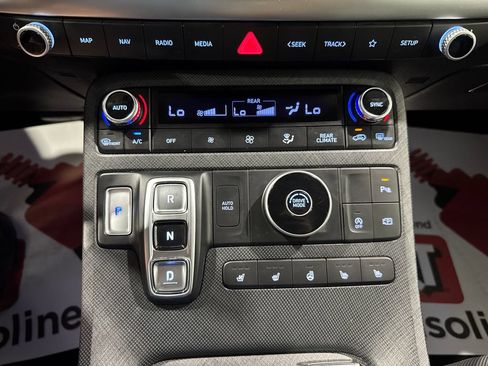 Used 2025 Hyundai Palisade Limited FWD image 34