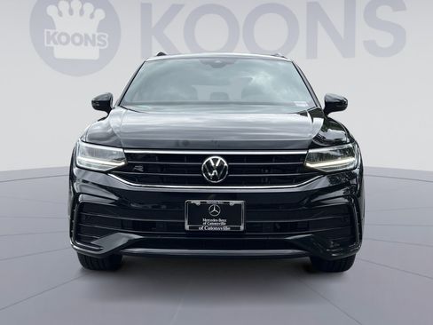 Used 2022 Volkswagen Tiguan SE R-Line AWD/4WD image 4