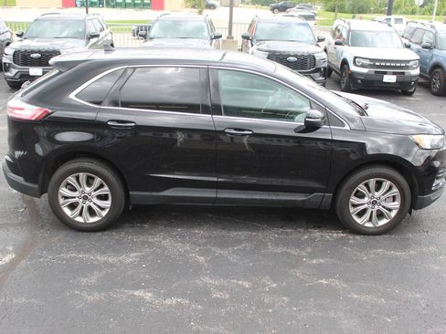 Used 2023 Ford Edge Titanium w/ Class II Trailer Tow Package AWD/4WD image 8