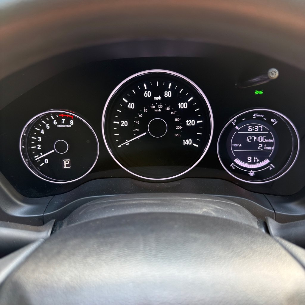 Used 2019 Honda HR-V LX image 39