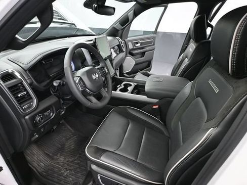Used 2025 RAM 1500 Laramie w/ Night Edition AWD/4WD image 28