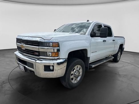 Used 2015 Chevrolet Silverado 2500 LT AWD/4WD image 13