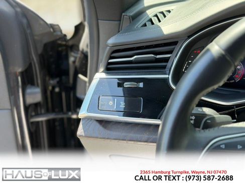 Used 2020 Audi Q8 Prestige w/ Prestige Package AWD/4WD image 30