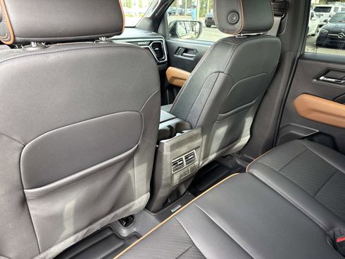 Used 2024 GMC Canyon AT4 w/ AT4 Premium Package image 12