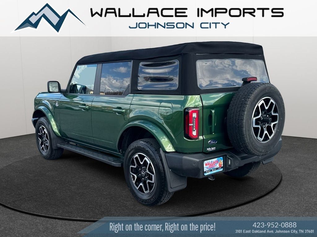 Used 2024 Ford Bronco Outer Banks AWD/4WD image 3