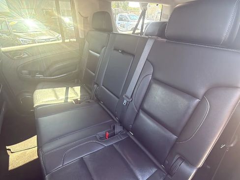 Used 2018 Chevrolet Suburban LT AWD/4WD image 20